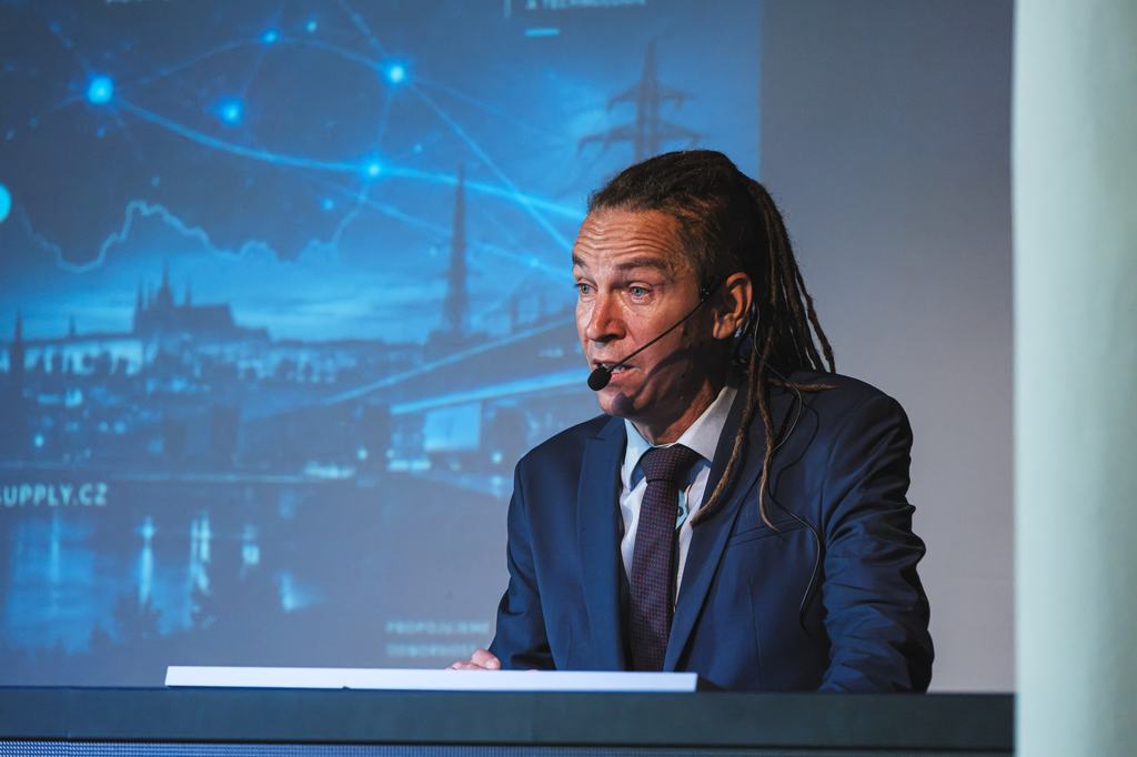 Ivan Bartoš uspořádal bezpečnostní konferenci, na které propojil špičky průmyslu, technologií i státu. Česko musí vědět, na čem je kriticky závislé