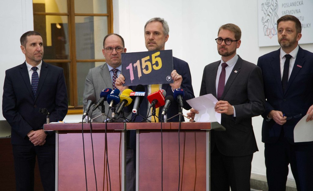 zdeněk piráti opozice