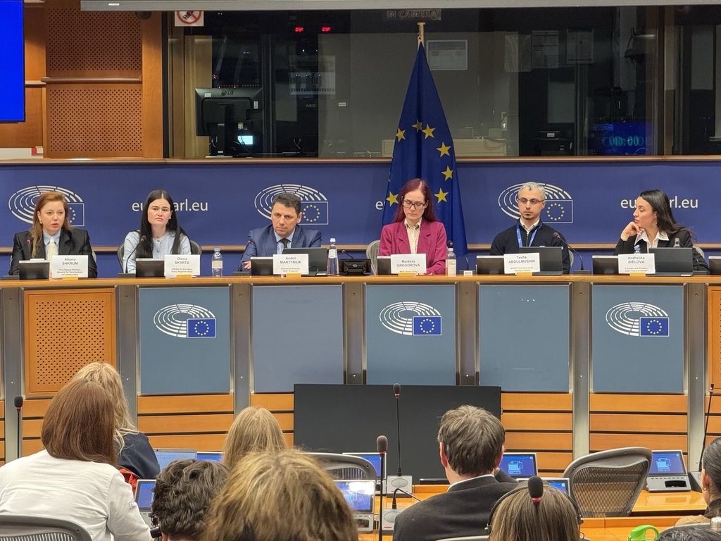 Keeping Ukraine Warm