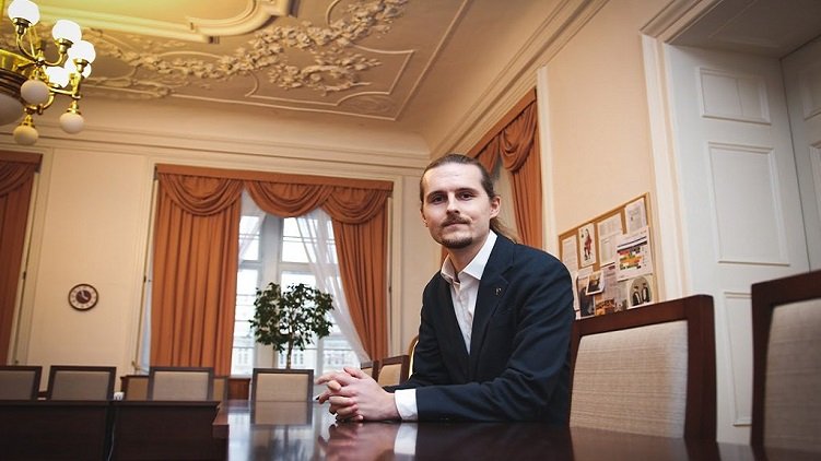 assets/img/articles/2019/jan-posvar.jpg