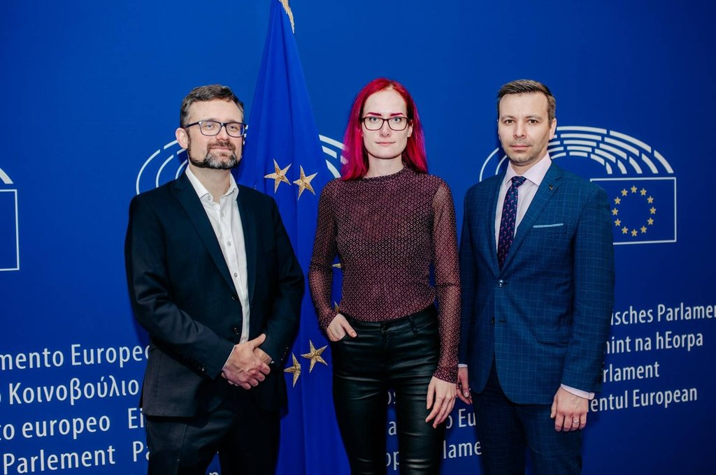assets/img/articles/2022/u eu zdi