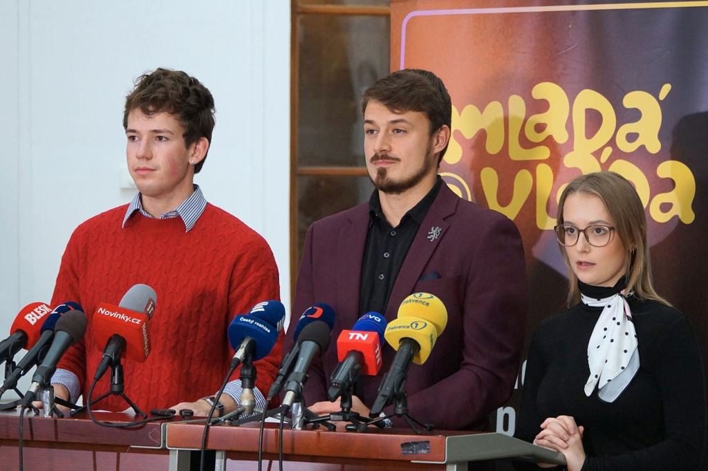 Mladá vláda bude s prezidentem Pavlem jednat o dostupném bydlení, podpoře studentů a hlasu mladých v obcích