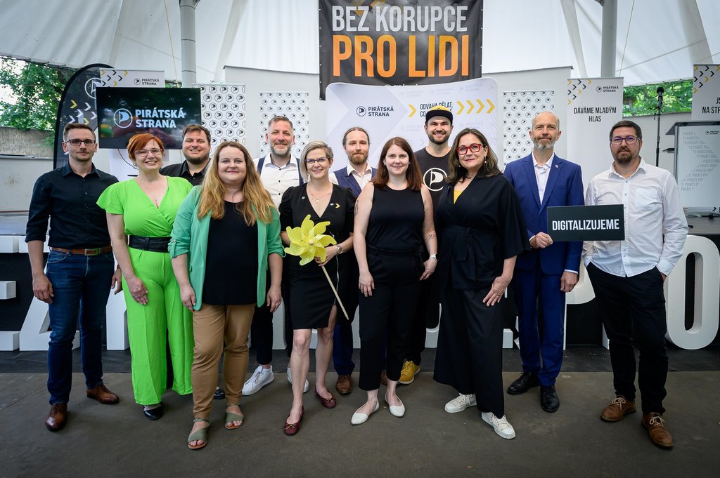 Lídři a lídryně Pirátů do krajských voleb v roce 2024