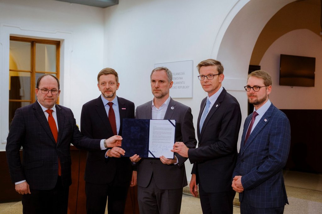 Piráti svolali opozici k podpoře Grónska. Vláda mlčí, iniciativu přebíráme my, říká Hřib